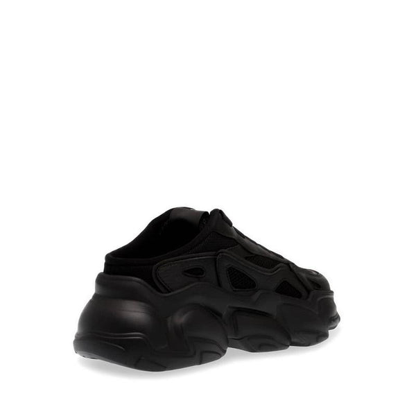 Buy Stormz Black Women's Sneakers Online | Steve Madden Indonesia